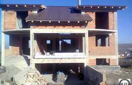 Casa 250 mp utili cu 475 mp teren in zona Borhanci, privelsite frumoasa