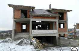 Casa 250 mp utili cu 475 mp teren in zona Borhanci, privelsite frumoasa