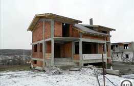 Casa 250 mp utili cu 475 mp teren in zona Borhanci, privelsite frumoasa