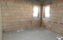 Duplex de vanzare, design deosebit, 120 mp utili si 330 mp teren, zona linistita