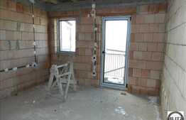 Duplex de vanzare, design deosebit, 120 mp utili si 330 mp teren, zona linistita