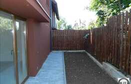 Triplex cu 140 mp utili, semifinisat, teren 200 mp, zona Jiului