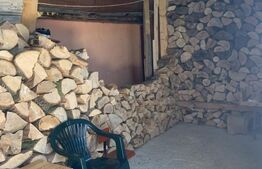 Casă de vânzare în Zărnești – zonă retrasă, lângă râu și pădure