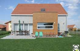 De vanzare casa 148 mp utili cu teren 510 mp.