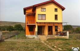 Casa individuala de 280 mp utili in zona exclusiv de case, 770 mp de teren!