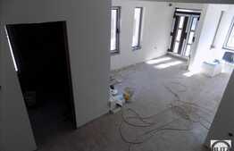 Casa 140 mp utili, 400 mp teren, front de 16 mp, zona de case!