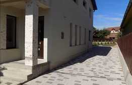 Casa 140 mp utili, 400 mp teren, front de 16 mp, zona de case!