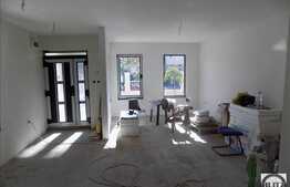 Casa 140 mp utili, 400 mp teren, front de 16 mp, zona de case!