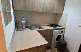 Cameră de cămin cu baie și bucătărie proprie