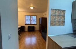 Cameră de cămin cu baie și bucătărie proprie