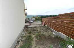 De vanzare duplex, 120 mp utili si teren 250 mp, P+E, Zona Terra.