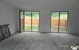 De vanzare duplex, 120 mp utili si teren 250 mp, P+E, Zona Terra.