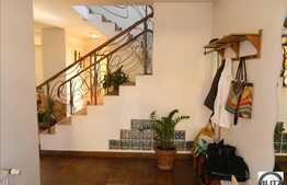 Casa S+P+M. 170 mp utili cu garaj si gradina amenajata