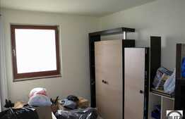 De vanzare casa 104 mp cu teren 140 mp, zona rezidentiala de case!