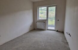 Apartament cu 3 camere, etajul 1, 62 mp, panorama, parcare, zona Terra