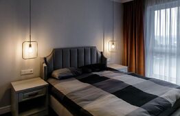 Apartament 2 camere, lux, parcare, zona Andrei Muresanu