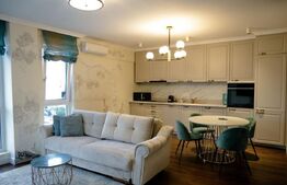 Apartament 2 camere, lux, parcare, zona Andrei Muresanu