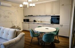 Apartament 2 camere, lux, parcare, zona Andrei Muresanu