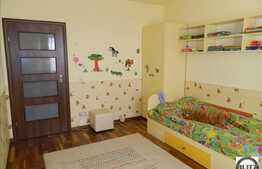 Casa de vanzare, 300 mp utili, 998 mp teren, imobil nou, zona Eugen Ionesco