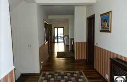 Casa de vanzare, 300 mp utili, 998 mp teren, imobil nou, zona Eugen Ionesco