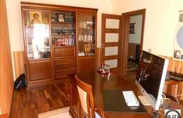 Casa de vanzare, 300 mp utili, 998 mp teren, imobil nou, zona Eugen Ionesco