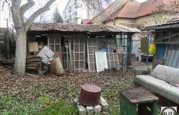 Casa individuala, 59 mp utili teren 320 mp, garaj, zona Liceului Onisifor Ghibu!