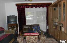 Casa individuala, 59 mp utili teren 320 mp, garaj, zona Liceului Onisifor Ghibu!