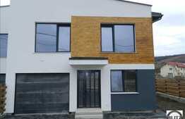 Duplex de vanzare, 165 mp utili, teren 350 mp, front 14 ml