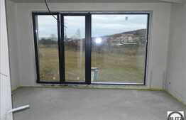 Duplex de vanzare, 165 mp utili, teren 350 mp, front 14 ml