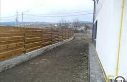 Duplex de vanzare, 165 mp utili, teren 350 mp, front 14 ml