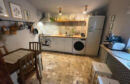 Casă cochetă 60 mp - mansardă, mobilată, zona centrală