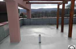 Vanzare casa, 246 mp utili, cu teren de 800 mp, front 25 ml, cu terasa de 100 mp