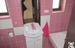 Inchiriere duplex cu 148 mp utili, imobil nou, mobilat si utilat, zona Florilor