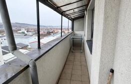 Apartament 3 camere, 60 mp, terasa, finisat, mobilat, zona Traian Vuia