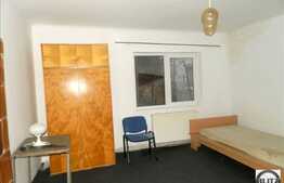 Vanzare casa, 80 mp utili, teren 790 mp, cu front de 14 ml, intr-o zona de case