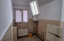 Spațiu comercial 55 mp, în curs de renovare, 4 camere la parter – Centrul Civic