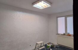 Spațiu comercial 55 mp, în curs de renovare, 3 camere la parter – Centrul Civic