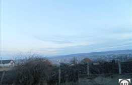 Vanzare casa individuala renovabila , 75 mp utili, teren 316 mp, cu front 15 ml