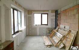 Casa in mijlocul naturii, cu priveliste la lac! D+p+E+M, 300 mp utili