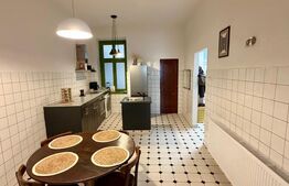 Apartament 2 camere, 71 mp, tavan inalt 3,30 m, garaj, Centru