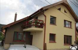 Vanzare casa individuala cu 182 mp si 600 mp teren in zona Florilor.