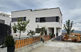 Casa multifunctionala, 380 mp utili, zona Vivo