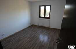 3 CASE VANDUTE ! A MAI RAMAS O SINGURA CASA ! Oferta Unica.