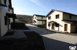 3 CASE VANDUTE ! A MAI RAMAS O SINGURA CASA ! Oferta Unica.