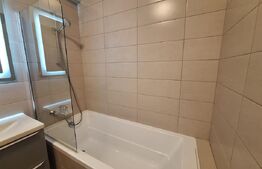 Apartament 2 camere decomandate, 55 mp, parcare + boxa, zona Teilor 