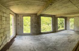 Cabană 5 camere, teren de 1000 mp, Valea Ierii