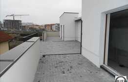 Triplex 138 mp utili, arhitectura moderna. Semifinisat. Gradina amenajata!