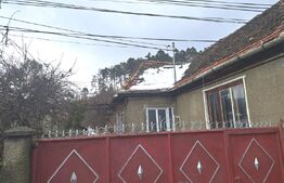 Casă de renovat cu teren generos 1.400 mp – Codlea