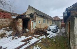 Casă de renovat cu teren generos 1.400 mp – Codlea