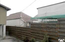 Vanzare casa 120 mp, cu teren 178 mp, front 9 ml, imobil nou, zona de case